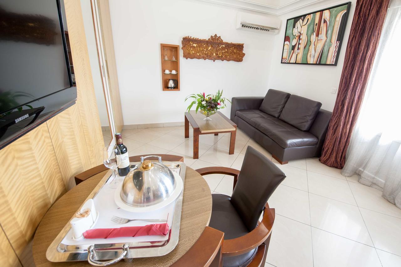 Nomad Suites Residence Libreville Exterior photo
